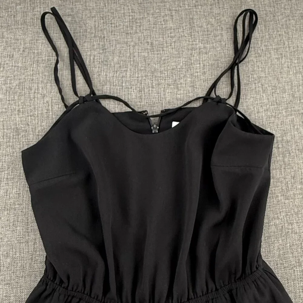 Ali & Jay‎ Strappy Romper Shorts Black Relaxed fit Small Zipper Closure Lined